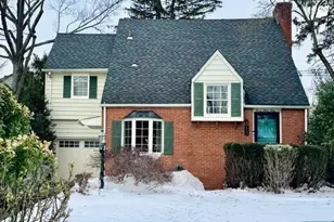 355 Kensington Dr, Ridgewood, NJ 07450 - Photo 1