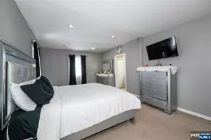 32 Newfield St, East Orange, NJ 07017 - Photo 17