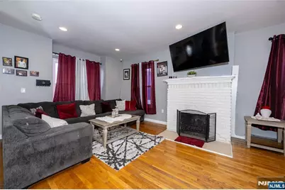 32 Newfield Street, East Orange, NJ 07017 - Photo 11