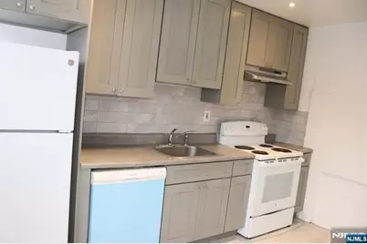 205 Clinton Street 1 #1, East Orange, NJ 07017 - Photo 3