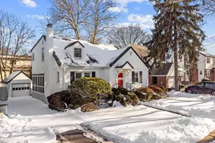 951 Darien Terrace, Teaneck Township, NJ 07666 - Photo 3