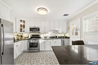 951 Darien Terrace, Teaneck Township, NJ 07666 - Photo 13