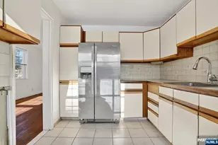 145 River Dr, Elmwood Park, NJ 07407 - Photo 7