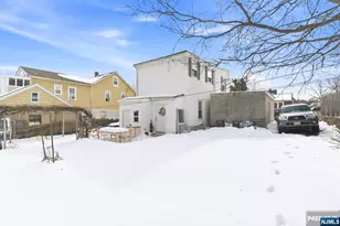 135 Dixon Ave, Paterson, NJ 07501 - Photo 31