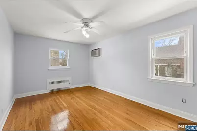 649 Ogden Avenue, Teaneck Township, NJ 07666 - Photo 9