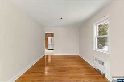 649 Ogden Avenue, Teaneck Township, NJ 07666 - Photo 5