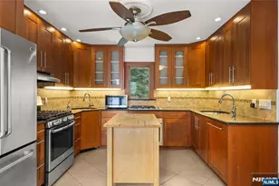 649 Ogden Ave, Teaneck Township, NJ 07666 - Photo 7