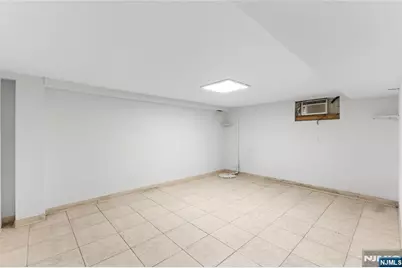 649 Ogden Avenue, Teaneck Township, NJ 07666 - Photo 17