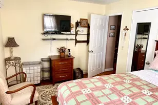 53 Donor Ave, Elmwood Park, NJ 07407 - Photo 3