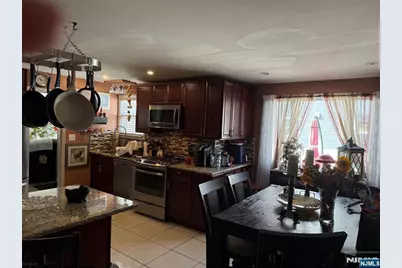 53 Donor Avenue, Elmwood Park, NJ 07407 - Photo 3