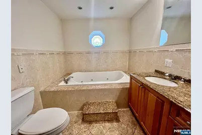 314 Midland Avenue 3 #3, Saddle Brook Township, NJ 07663 - Photo 9