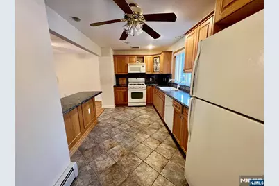 314 Midland Avenue 3 #3, Saddle Brook Township, NJ 07663 - Photo 5