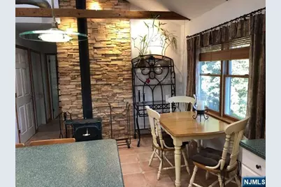 17 Malden Court 2 #2, Bergenfield, NJ 07621 - Photo 7