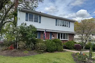 17 Malden Ct 2, Bergenfield, NJ 07621 - Photo 1