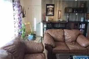 17 Malden Ct 2, Bergenfield, NJ 07621 - Photo 25