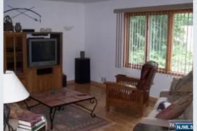 17 Malden Court 2 #2, Bergenfield, NJ 07621 - Photo 19