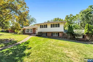 1011 Washington Ave, Old Tappan, NJ 07675 - Photo 3