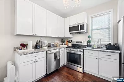 33-35 Mapes Avenue, Newark, NJ 07112 - Photo 9