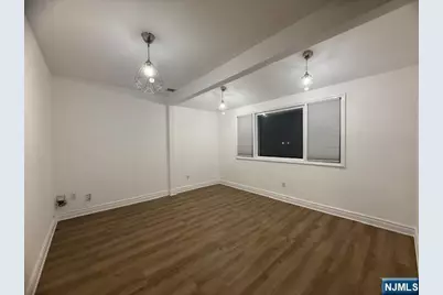 31 Scudder Street 2 #2, Garfield, NJ 07026 - Photo 3