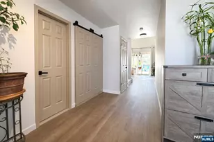 8 Dogwood Cir, Flemington, NJ 08822 - Photo 3