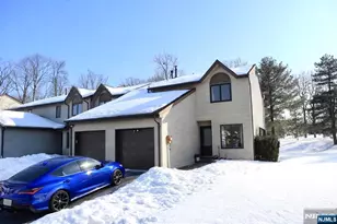 8 Dogwood Cir, Flemington, NJ 08822 - Photo 1