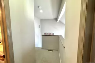 8 Dogwood Cir, Flemington, NJ 08822 - Photo 11