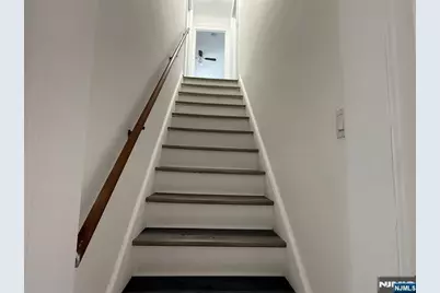 40 Hickory Avenue, Bergenfield, NJ 07621 - Photo 7