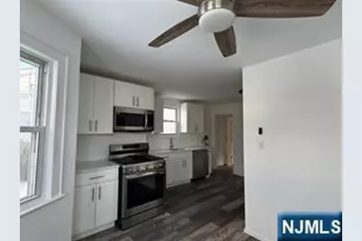 40 Hickory Avenue, Bergenfield, NJ 07621 - Photo 3