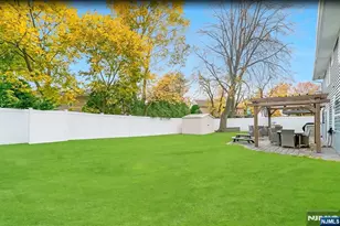 30-06 Morlot Ave, Fair Lawn, NJ 07410 - Photo 25