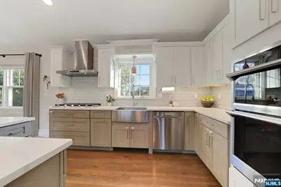 30-06 Morlot Avenue, Fair Lawn, NJ 07410 - Photo 3