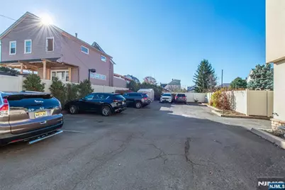 604 Avenue A 104 #104, Bayonne, NJ 07002 - Photo 35