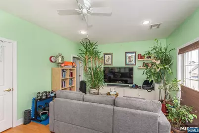 604 Avenue A 104 #104, Bayonne, NJ 07002 - Photo 17