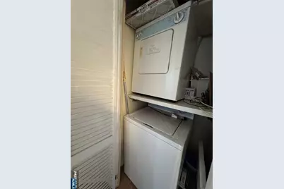 327 Bridge Plaza, Fort Lee, NJ 07024 - Photo 11