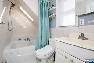 168 4th St, Bergenfield, NJ 07621 - Photo 35