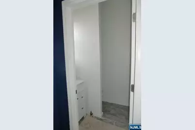 11 E Palisade Avenue, Englewood, NJ 07631 - Photo 27