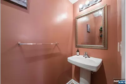 154 George Russell, Clifton, NJ 07013 - Photo 35