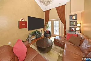 175 Rochelle Ave 301, Rochelle Park Township, NJ 07662 - Photo 5