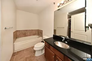 175 Rochelle Ave 301, Rochelle Park Township, NJ 07662 - Photo 9