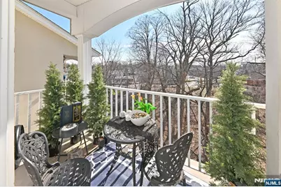 175 Rochelle Avenue 301 #301, Rochelle Park Township, NJ 07662 - Photo 19