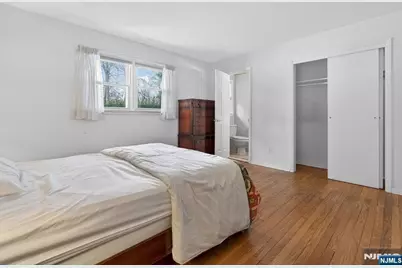 106 Walnut Street, Oakland, NJ 07436 - Photo 15