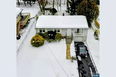 106 Walnut Street, Oakland, NJ 07436 - Photo 3