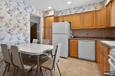 106 Walnut Street, Oakland, NJ 07436 - Photo 9