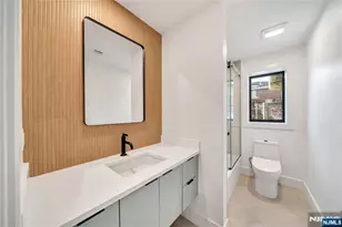 267 13th St, Palisades Park, NJ 07650 - Photo 31