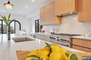 267 13th St, Palisades Park, NJ 07650 - Photo 15