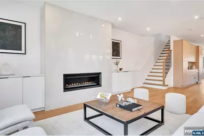 267 13th Street, Palisades Park, NJ 07650 - Photo 3