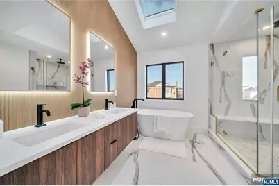 267 13th Street, Palisades Park, NJ 07650 - Photo 23