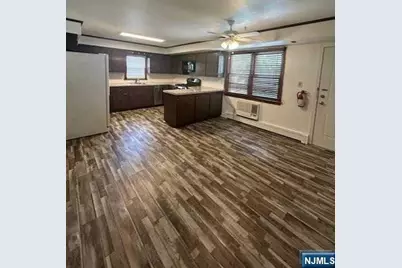 156 Chestnut Street B - 2nd Fl #B - 2nd fl, Rutherford, NJ 07070 - Photo 5