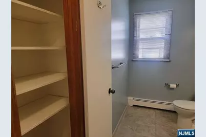 156 Chestnut Street B - 2nd Fl #B - 2nd fl, Rutherford, NJ 07070 - Photo 21