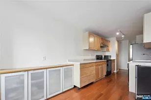 200 Winston Dr 1902, Cliffside Park, NJ 07010 - Photo 11