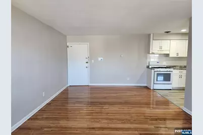 63 E Main Street 14 #14, Bogota, NJ 07603 - Photo 3